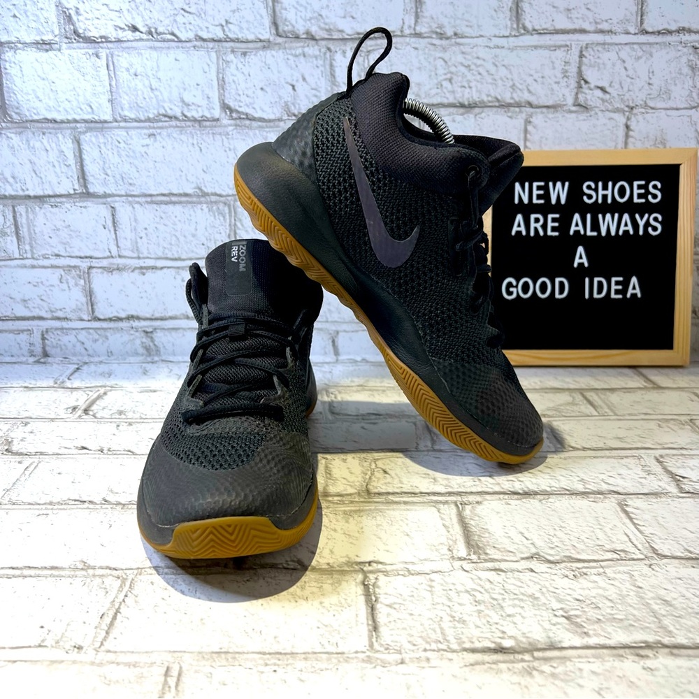 Nike ✔️Zoom 🏎️Rev US 8.5